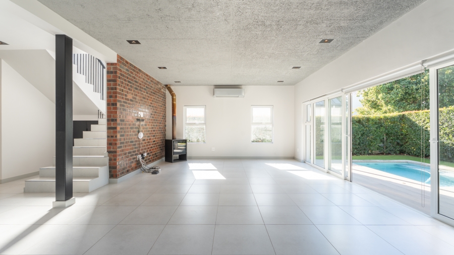 To Let 4 Bedroom Property for Rent in Val De Vie Estate Western Cape